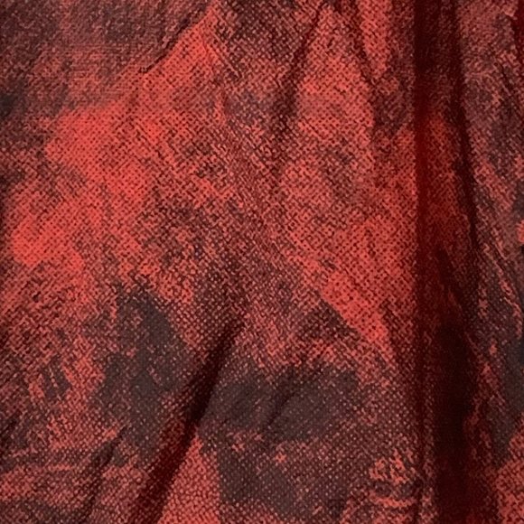 LULULEMON LAB 2 PIECE TOP AND SHORTS RED BLACK - Picture 5 of 9